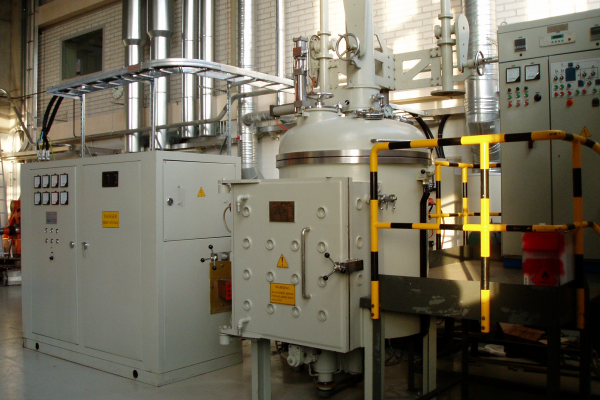 VIM-HC真空悬浮熔铸炉（冷坩埚悬浮感应熔铸）